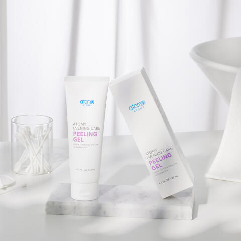 Атоми Ивнинг Кеар Пилинг Гель
