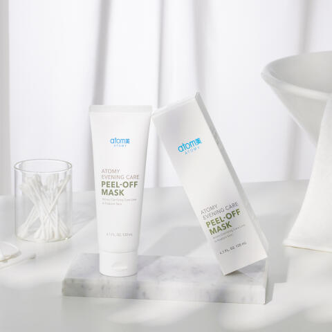 Атоми Ивнинг Кеар Маска